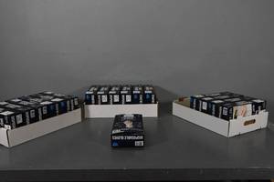 lot 140 image: 17) Boxes of 500 disposable gloves
