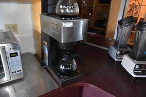 lot 25 image: NSF Bunn Duo Coffee pour over unit2 heating plates