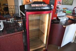 lot 27 image: NSF Warrier Beverage Coolerthree shelf