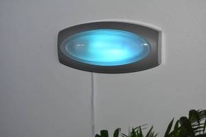 lot 48 image: Electronic Silent Bug Attractor trap