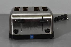 lot 103 image: Waring SS four slice toaster