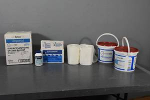 lot 121 image: Steramine 600 tables, 360 sanitizing & bucket