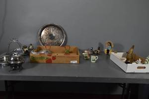 lot 115 image: Silver Knick Knacks