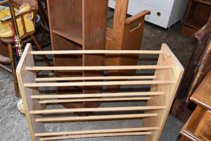 lot 63 image: Quilt rack,cabinet,lamp