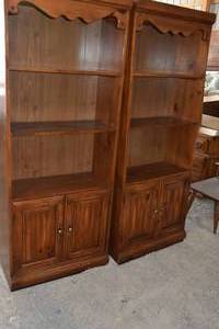 lot 73 image: 2 Matching 3 shelf