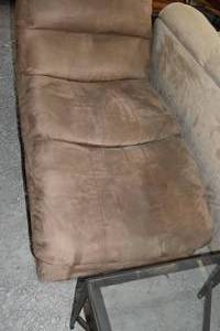 lot 79 image: Reclining lounge chair
