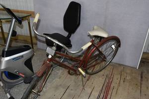 lot 85 image: Progear exercise unit &amp Ladies Free Spirit bike
