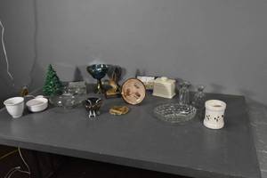 lot 191 image: Carnival dish, Christmas tree
