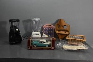 lot 211 image: 2 blenders and more