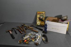 lot 213 image: Hammers, screwdrivers