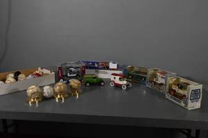 lot 232 image: Model truck banks & Signed