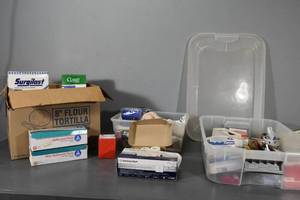 lot 265 image: First Aid kit & office items