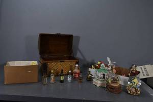 lot 271 image: Small chess figures, coll. bottles