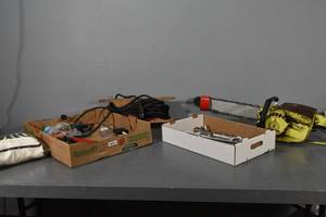 lot 276 image: Open end wrenches, chain saw