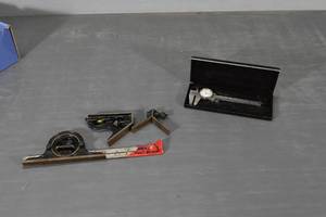 lot 292 image: Union Tool square & Micrometer