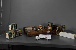 lot 323 image: Spur Bank, Rapala mugs & misc.
