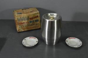 lot 347 image: 60s Hamms 2 14 Beer Keg & Box