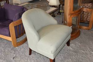 lot 445 image: Padded Light Green Chair