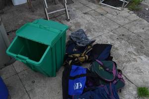 lot 457 image: Tucker recycle bin & sports bags