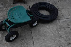 lot 461 image: Edging & roller garden stool