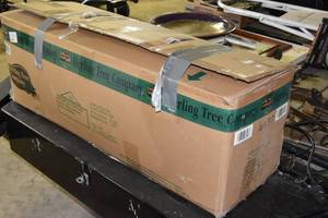 lot 361 image: Prelit Christmas tree 7.5  in box