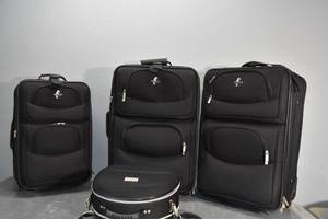 lot 368 image: 4 Piece Alanta luggage, Delta case
