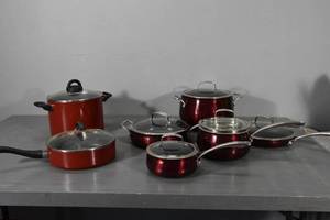 lot 382 image: 2) Farberware, 5) Begique Pans