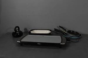 lot 383 image: 4) Fry pans, Oster griddle misc.