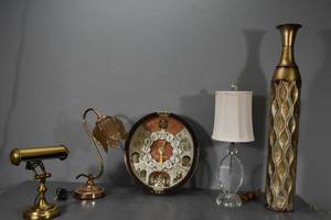 lot 393 image: Clock, Vase & 3 lamps
