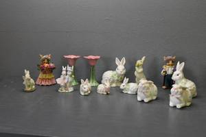lot 401 image: Figurines of Rabbits collection