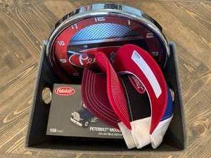 lot 17 image: Peterbilt Basket