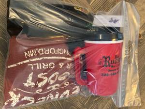 lot 26 image: Rudolphs Redneck Roost Basket