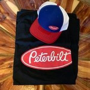 lot 35 image: Peterbilt Bag