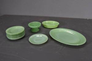 lot 8 image: Fire King sm plates and platter