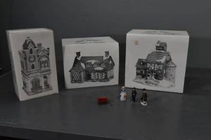 lot 88 image: Village pieces