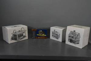 lot 91 image: Snow Villages