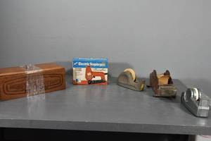 lot 101 image: Tape dispensers