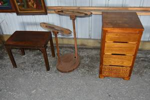 lot 123 image: Table, Shuttles, Chest