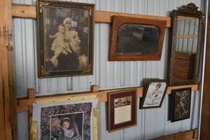 lot 127 image: 7) Pictures & Mirrors