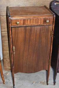 lot 155 image: Music Record Cabinet