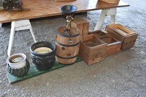 lot 164 image: Boxes, Flower Pots