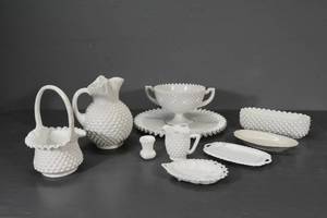 lot 168 image: Milk Glass 10 Pieces