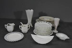 lot 173 image: Milk glass