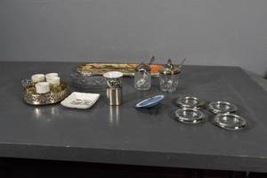 lot 178 image: Dishes