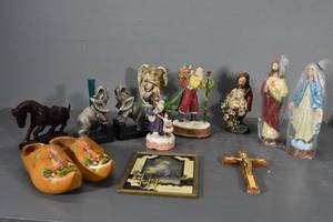 lot 184 image: Statues