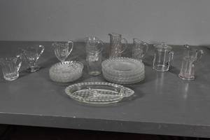 lot 185 image: 8 pitchers, glasses, plates