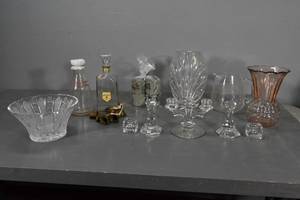 lot 191 image: Dishes