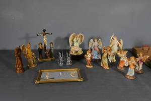 lot 220 image: Religious figures, mirror