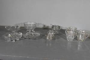 lot 222 image: 10 clear glass serving pieces