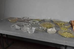 lot 223 image: Glass